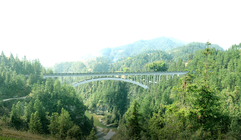 梵净山环线公路坝溪大桥